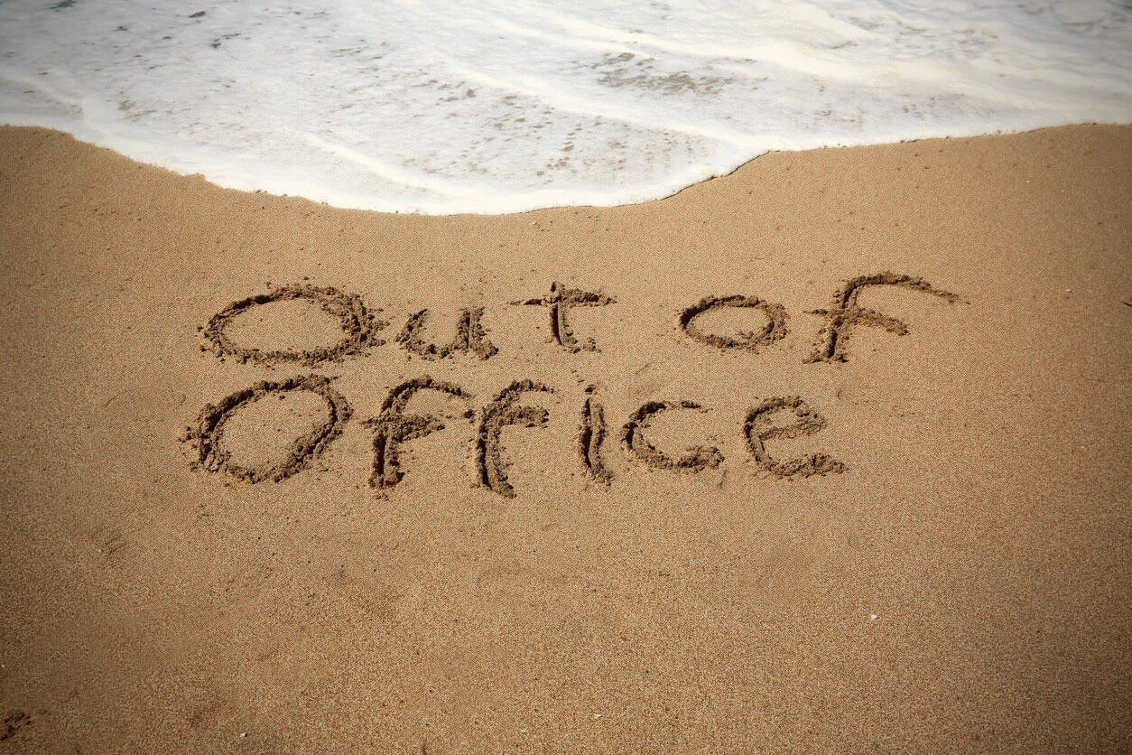 What Does OOO Mean? Understanding Out of Office in the Workplace